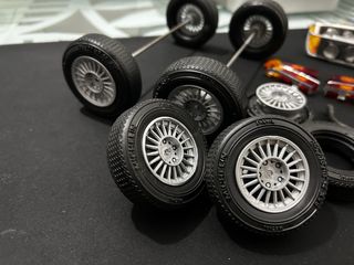 Coche de juguete a escala