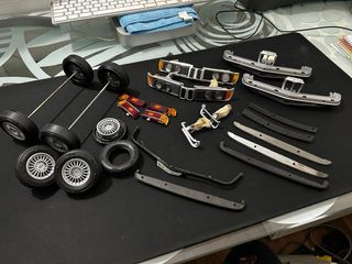 Coche de juguete a escala