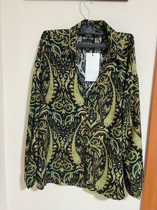 Camisa Zara Estampada Verde Negra Talla M