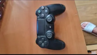 Consola PlayStation 4 Negra
