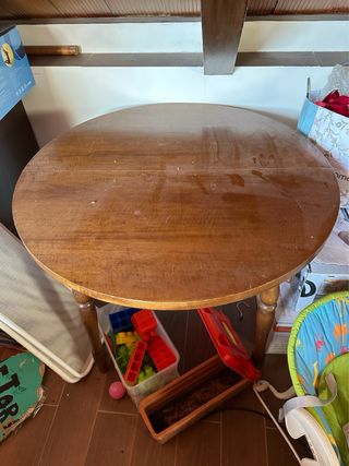 Mesa redonda de madera de 90