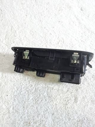 MANDO ELEVALUNAS DELANTERO IZQUIERDO PEUGEOT 308 (5)