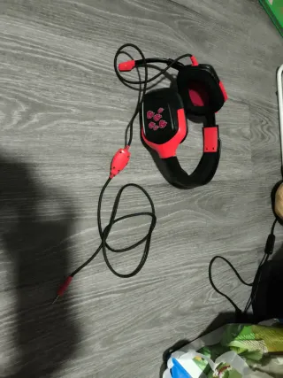 Auriculares Naruto Buen Estado