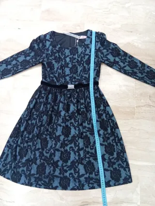Vestido de cóctel negro y azul