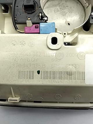 LUZ INTERIOR DELANTERA AUDI A4 AVANT (8K5) (2008)