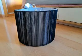 Lámpara de techo negra con bombilla Led incluida