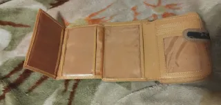 Cartera de mujer con diseño