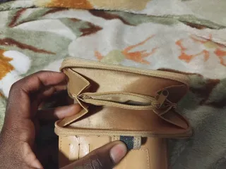 Cartera de mujer con diseño