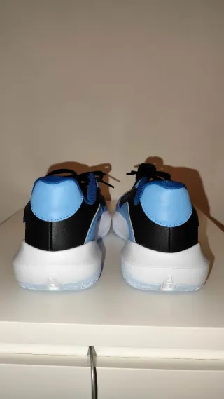 Zapatillas Under Armour Azul y Negro