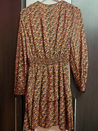 Vestido Zara flores manga larga