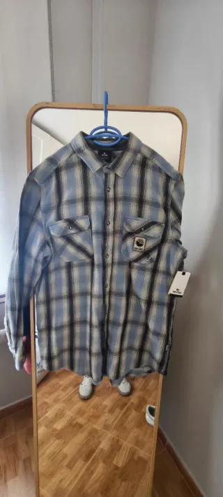Camisa de cuadros RipCurl azul y negra