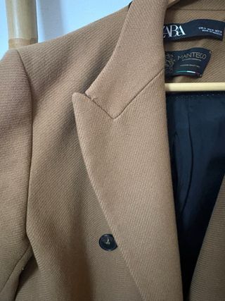 Abrigo Zara Manteco Doble Botonadura