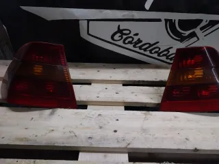 Pilotos traseros BMW E46