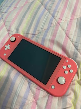Nintendo Switch Lite Coral