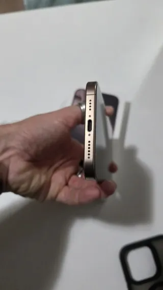 iPhone 16 Pro Max 256 GB Oro Desierto