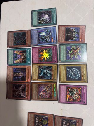 244 Cartas YuGiOh Oficiales