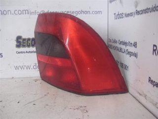 PILOTO TRASERO DERECHO OPEL VECTRA B CARAVAN