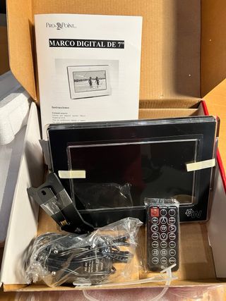 Marco Digital Werlisa de 7 pulgadas. Con regalo.