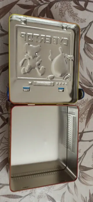 Contenitore Kinder Sorpresa Cybertop in Latta