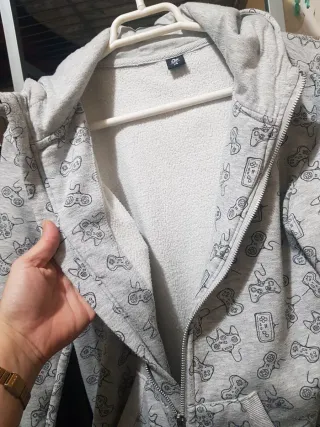 Chaqueta/Sudadera gris 13-14 años