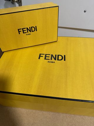 Cajas Fendi Roma Almacenamiento