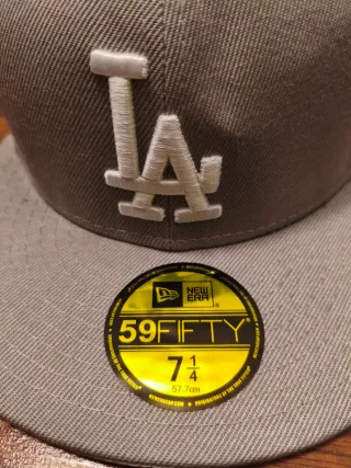 Gorra New Era LA 59FIFTY Gris Talla 7 1/4