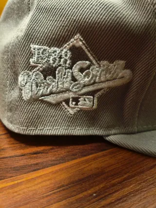 Gorra New Era LA 59FIFTY Gris Talla 7 1/4