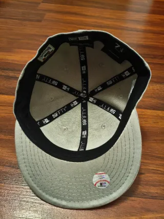 Gorra New Era LA 59FIFTY Gris Talla 7 1/4