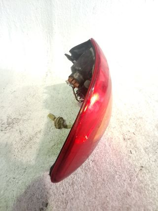 PILOTO TRASERO IZQUIERDO SUZUKI SX4