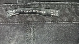 Mono vaquero negro con cremallera