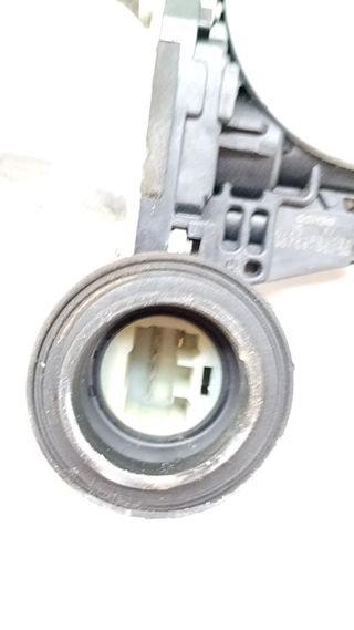 ELEVALUNAS DELANTERO DERECHO SUZUKI SWIFT SF BERLINA (EA)