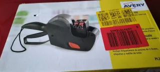 Máquina de etiquetar Avery de 2 líneas