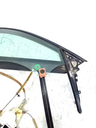 ELEVALUNAS DELANTERO DERECHO AUDI A3 (8L)