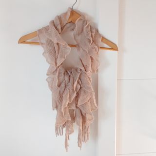 Bufanda Golddigga volantes beige/rosa