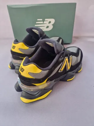 Zapatillas New Balance Gris y Amarillo