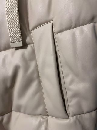 Chaleco acolchado Pull&Bear beige M