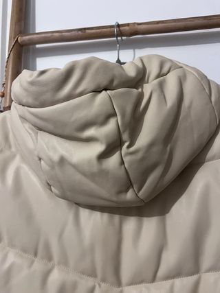 Chaleco acolchado Pull&Bear beige M