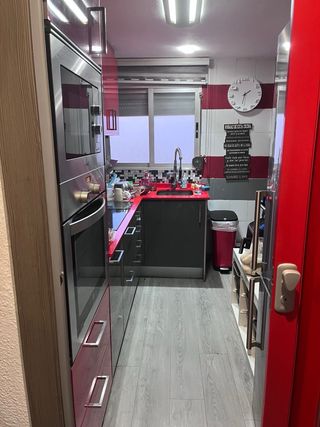 Se alquila habitación cerca del Hospital General