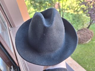 Cappello/Berretto Nero Colors & Beauty