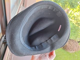 Cappello/Berretto Nero Colors & Beauty