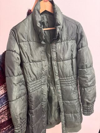 Abrigo acolchado verde