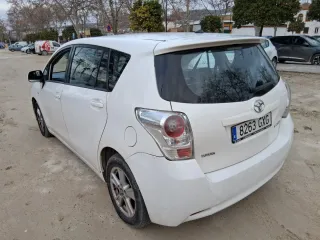 Toyota Verso 2010