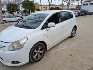 Toyota Verso 2010