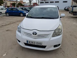 Toyota Verso 2010