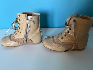 Botas charol niña talla 26