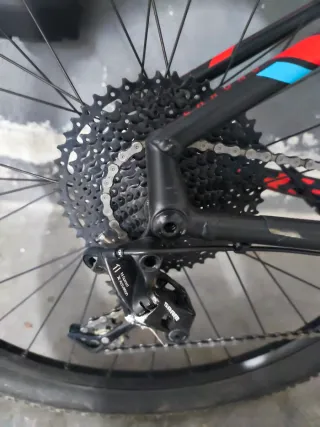 Bicicleta de Montaña Avant Geometry