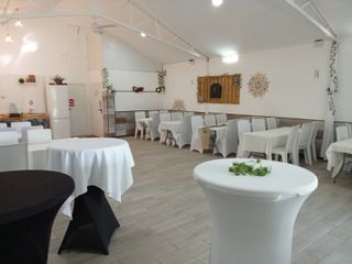 ALQUILER CASA + SALON CELEBRACIONES+ PISCINA