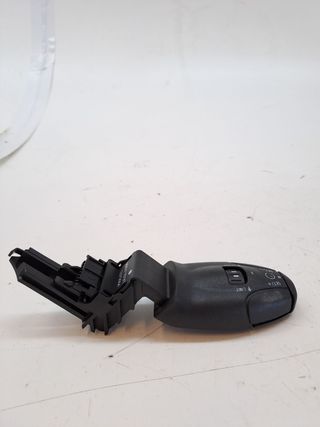 MANDO MULTIFUNCION PEUGEOT 208 (2)