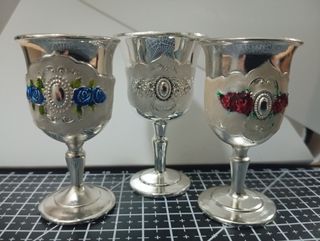 SET DE 3 CÁLIZ RELIGIOSOS BAÑADOS EN PLATA