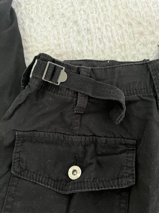 Pantalón cargo ancho Bershka negro